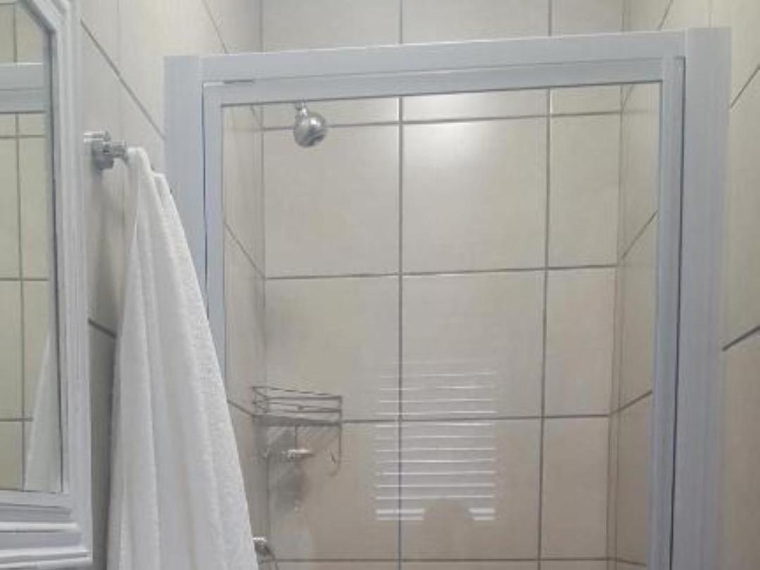 Bonim Guesthouse - Aka Magisha Guesthouse نيلسبروت الغرفة الصورة
