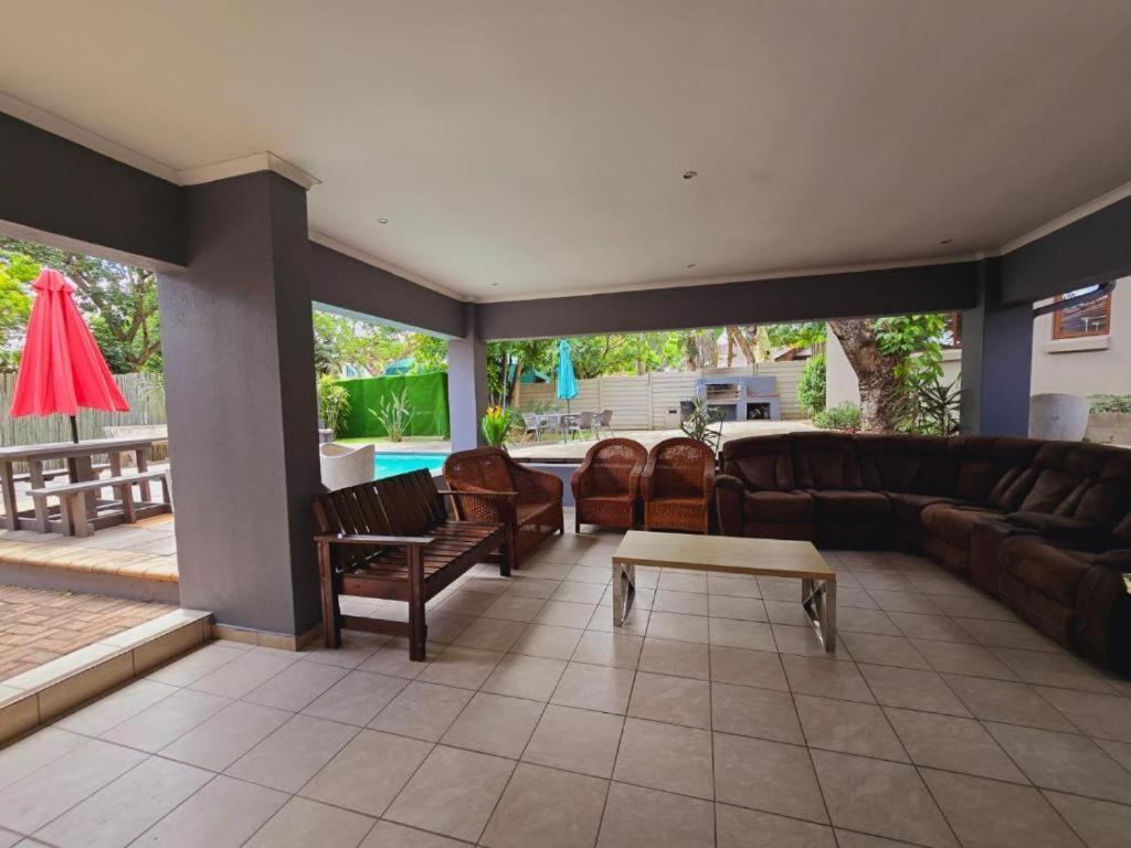 Bonim Guesthouse - Aka Magisha Guesthouse نيلسبروت المظهر الخارجي الصورة